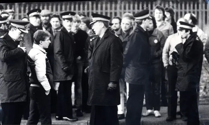 Framed Print : Coal miners dispute March 1984 defiant miner John McDonald strides up to main gate