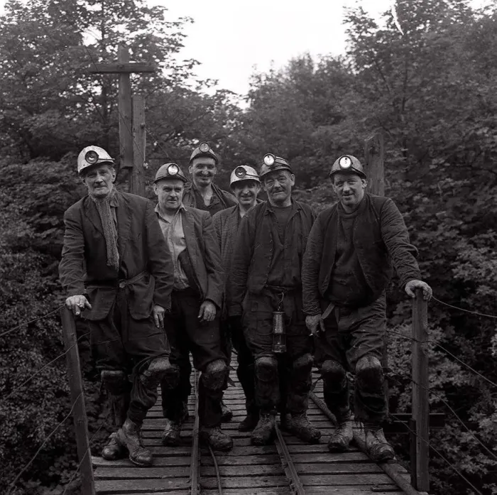 Framed Print : Coal Miners of Guyderbottom pit near Barnsley which is one of the smallest in the country