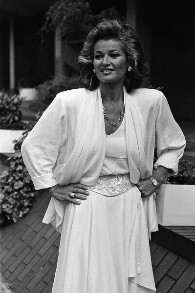 Colbys star Stephanie Beacham is back in Britain on a private visit. 30th May 1986