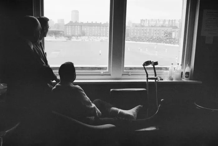 Framed Print : Colin Cowdrey out of hospital watching cricket at The Oval with Leslie Ames Framed Print : Colin Cowdrey out of hospital watching cricket at The Oval with Leslie Ames