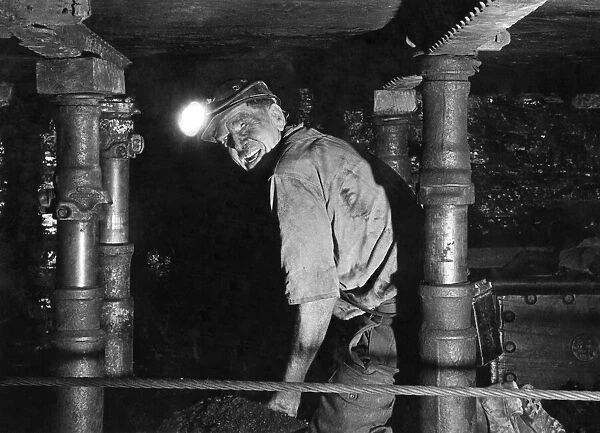 Colleries: Coal Miners. April 1962 P005133
