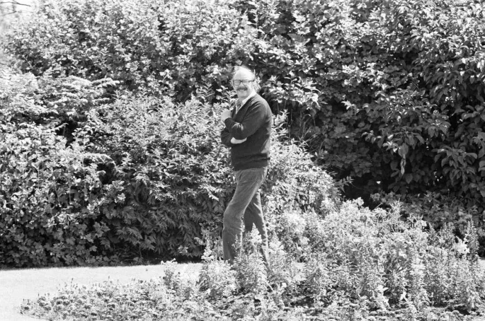 Framed Print : Comedian, Eric Morecambe, pictured at home in Harpenden, Hertfordshire, England Framed Print : Comedian, Eric Morecambe, pictured at home in Harpenden, Hertfordshire, England