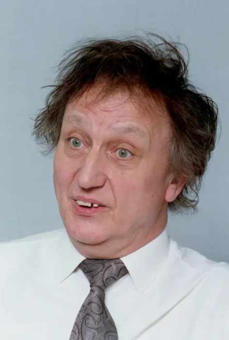 Framed Print : Comedian Ken Dodd pictured in September 1990 Framed Print : Comedian Ken Dodd pictured in September 1990