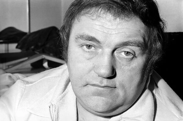 Comedian Les Dawson in his dressing room at Yorkshire Television studios