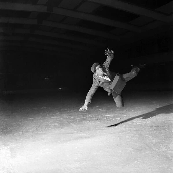 Comedian Norman Wisdom on ice. October 1953 D6365