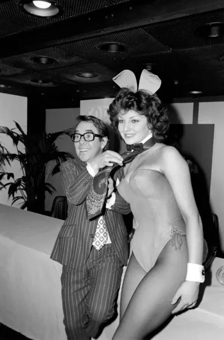 Framed Print : Comedian Ronnie Corbett at the Tie Manufacturers Association Top Ten Tie men contest of Framed Print : Comedian Ronnie Corbett at the Tie Manufacturers Association Top Ten Tie men contest of