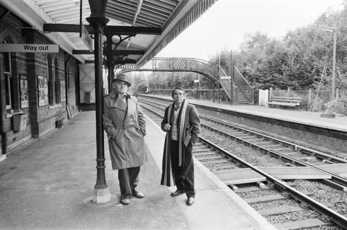 Framed Print : Comedians Ronnie Corbett and Ronnie Barker at Cowden Railway station near Edenbridge in