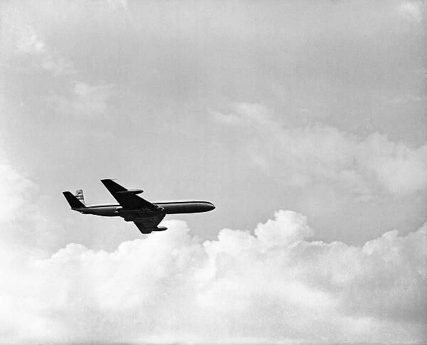 The Comet 3 in flight during the Farnborough air-show. 6th September 1955