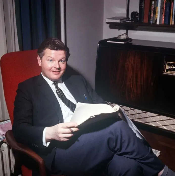 Framed Print : The comic actor Benny Hill in his Kensington flat reading February 1966 in his armchair Framed Print : The comic actor Benny Hill in his Kensington flat reading February 1966 in his armchair
