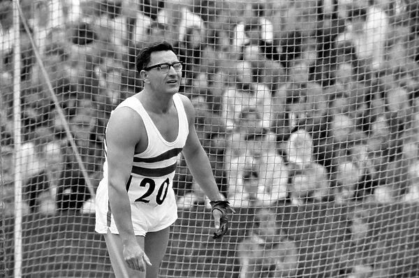 Commonwealth Games, Edinburgh: Athletics. Howard Payne