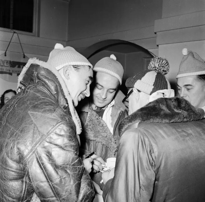 Framed Print : Competitors prepare for the start of the 24th Monte Carlo Rally, 18th January 1954 Framed Print : Competitors prepare for the start of the 24th Monte Carlo Rally, 18th January 1954