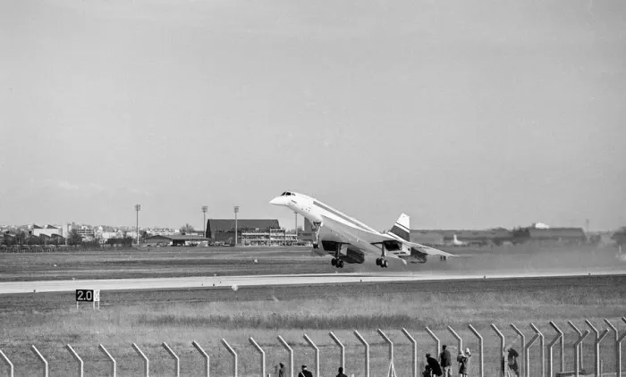 Framed Print : Concorde prototype 001 flies for the first time, at Toulouse Airport, France