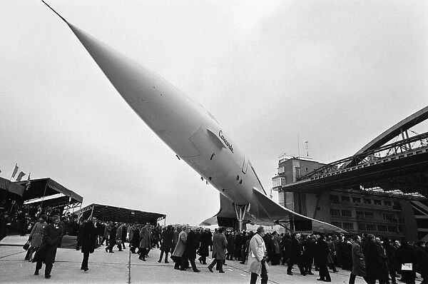 Concorde, prototype 001 makes its first official public appearance as it is unveiled