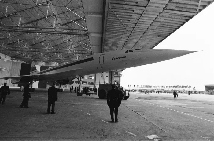 Framed Print : Concorde, prototype 001 makes its first official public appearance as it is unveiled Framed Print : Concorde, prototype 001 makes its first official public appearance as it is unveiled
