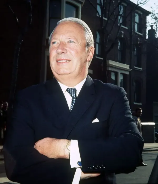 Framed Print : Conservative Prime Minister Edward Heath standing with arms folded outside 10 Downing Framed Print : Conservative Prime Minister Edward Heath standing with arms folded outside 10 Downing