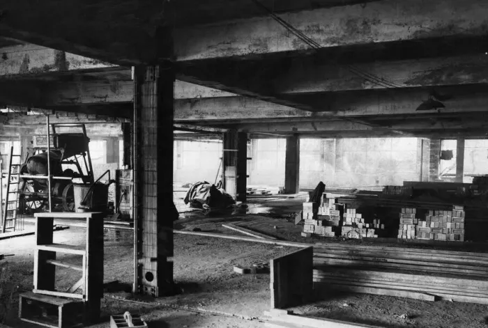 Framed Print : Construction of the new Daily Mirror printing site at Back Hill