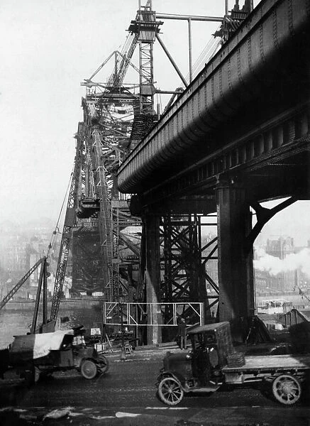 Construction of the new Tyne Bridge. The bridge on the Gateshead side