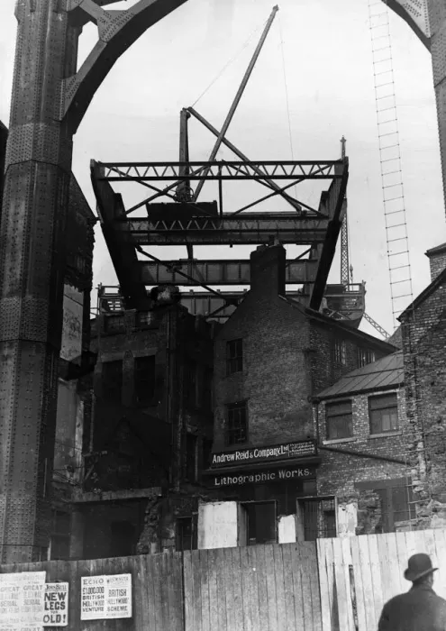 Framed Print : Construction of the new Tyne Bridge, Newcastle. The structure (or approach Framed Print : Construction of the new Tyne Bridge, Newcastle. The structure (or approach