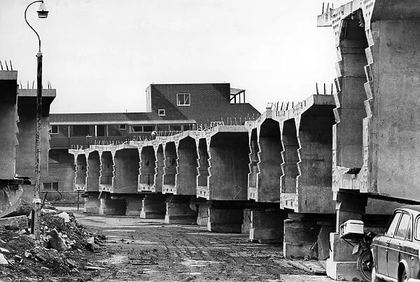 Construction of the Ouseburn Viaduct, Tyneside Metro. 9th November 1977