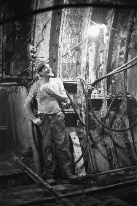Framed Print : Construction of the Victoria Line under the streets of London 29th October 1964