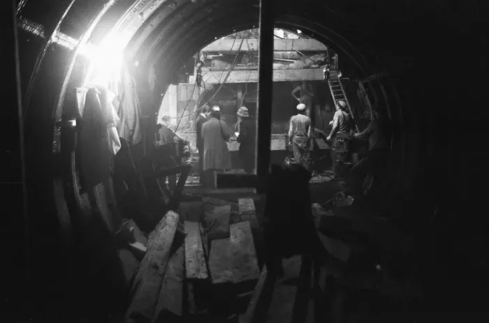 Framed Print : Construction of the Victoria Line under the streets of London 29th October 1964 Framed Print : Construction of the Victoria Line under the streets of London 29th October 1964