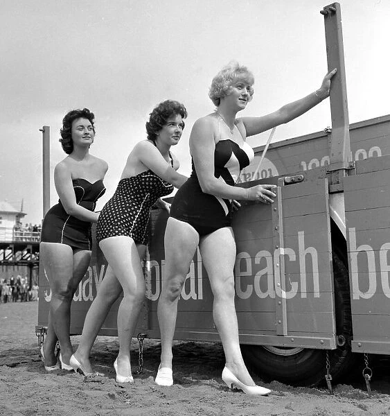Contestants in the Sunday Mirror Marilyn Monroe contest at Rhyl. 7th August 1960