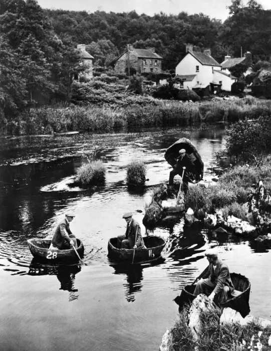 Framed Print : Coracles 1945: Following a pattern evolved over two thousand years ago Framed Print : Coracles 1945: Following a pattern evolved over two thousand years ago