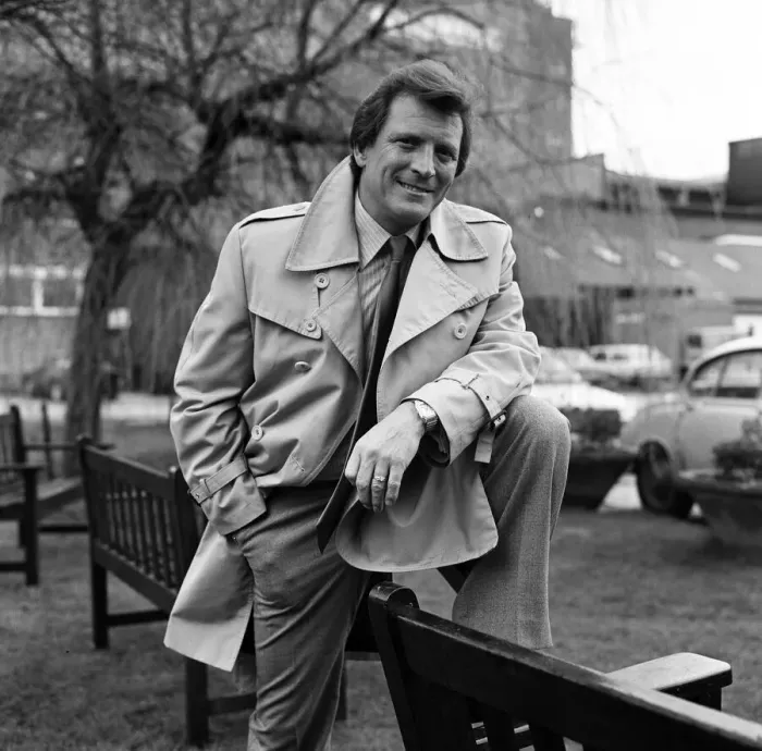 Framed Print : Coronation Street actor Johnny Briggs. 7th December 1983 Framed Print : Coronation Street actor Johnny Briggs. 7th December 1983