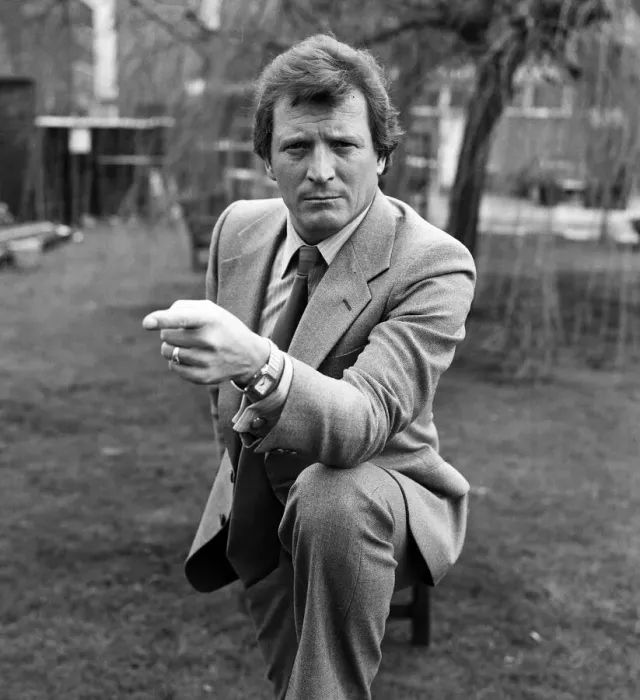 Framed Print : Coronation Street actor Johnny Briggs. 7th December 1983 Framed Print : Coronation Street actor Johnny Briggs. 7th December 1983