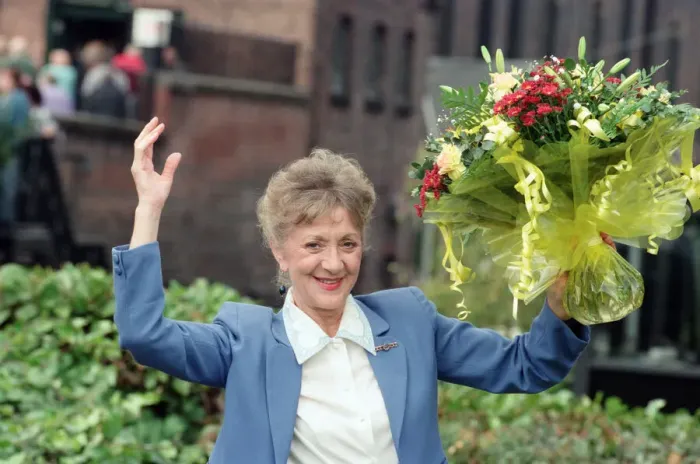 Framed Print : Coronation Streets Thelma Barlow launches an event in aid of Alzheimers disease