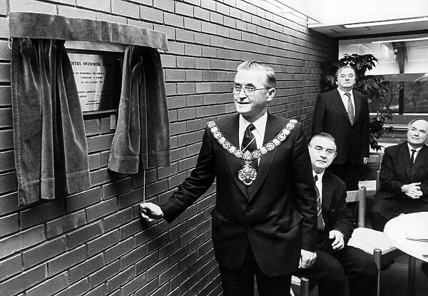 Councillor Terry Collins, Mayor of Langbaurgh, opens Loftus Swimming Baths