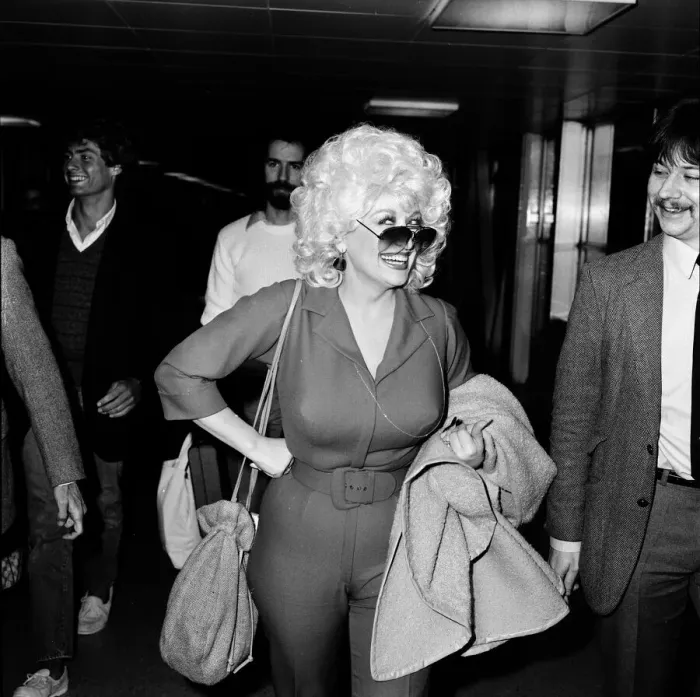 Framed Print : Country & Western singer Dolly Parton arrving at London Airport. 22nd March 1983