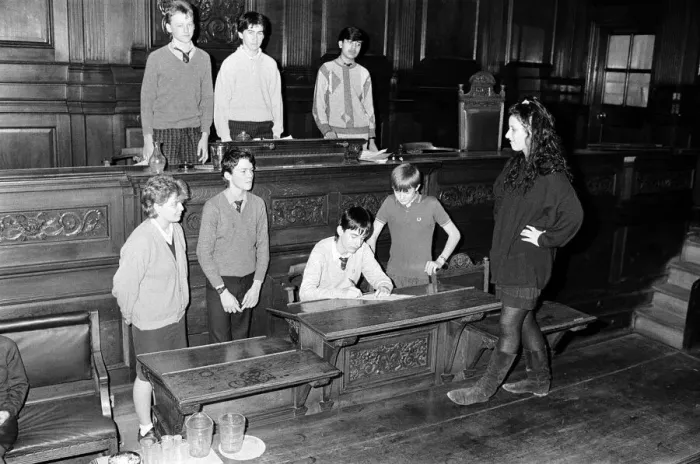 Framed Print : Court in the act... nearly 30 fourth-year pupils from Rawthorpe High School had a brief Framed Print : Court in the act... nearly 30 fourth-year pupils from Rawthorpe High School had a brief