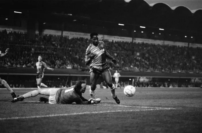 Framed Print : Coventry 2 -1 Aston Villa, First Division game held at Highfield Road. 26th November 1988 Framed Print : Coventry 2 -1 Aston Villa, First Division game held at Highfield Road. 26th November 1988