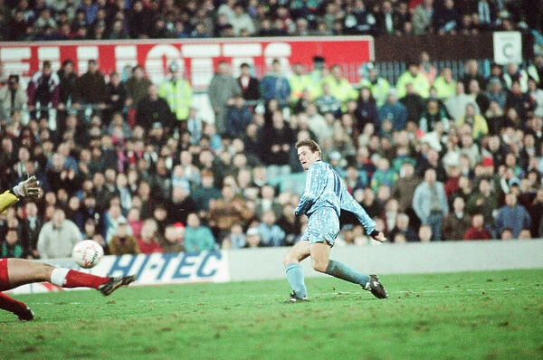 Coventry 5-1 Liverpool, Premier league match at Highfield Road