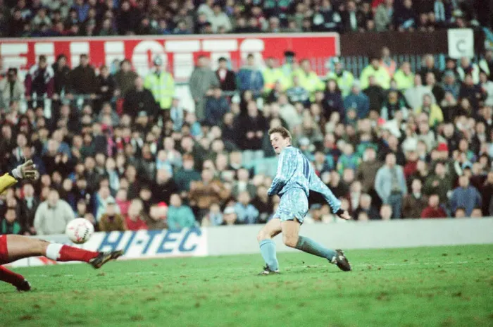 Framed Print : Coventry 5-1 Liverpool, Premier league match at Highfield Road