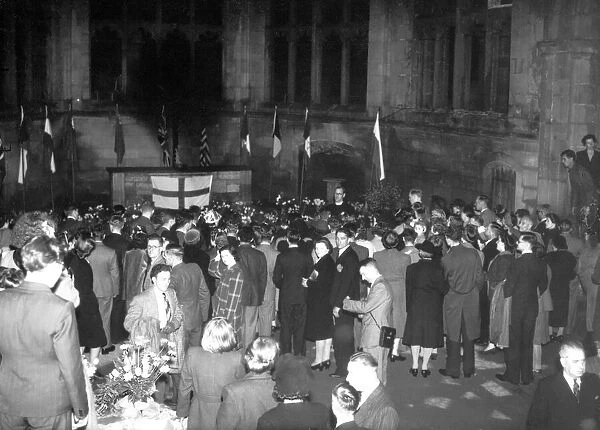 Coventry Cathedral was visited by thousands of people on VE Day