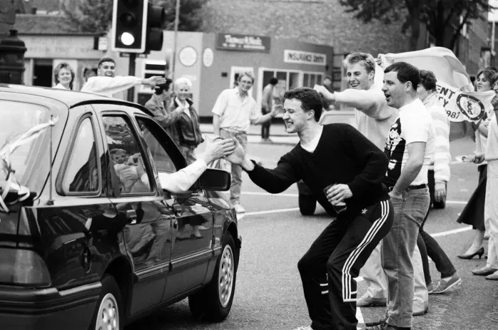 Framed Print : Coventry City fans celebrate the 1987 FA Cup Final, Coventry City beat Tottenham Hotspur Framed Print : Coventry City fans celebrate the 1987 FA Cup Final, Coventry City beat Tottenham Hotspur