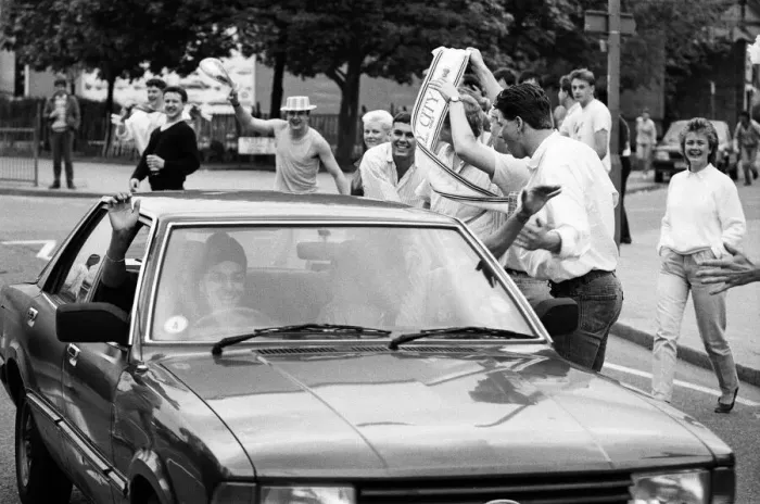 Framed Print : Coventry City fans celebrate the 1987 FA Cup Final, Coventry City beat Tottenham Hotspur Framed Print : Coventry City fans celebrate the 1987 FA Cup Final, Coventry City beat Tottenham Hotspur