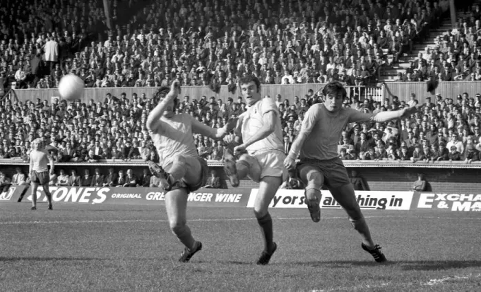 Framed Print : Coventry City Fc v Everton. Legs up as Neil Martin (centre Framed Print : Coventry City Fc v Everton. Legs up as Neil Martin (centre