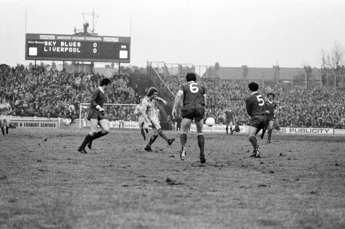 Framed Print : Coventry City v Liverpool, final score 1-0 to Coventry City. League Division One