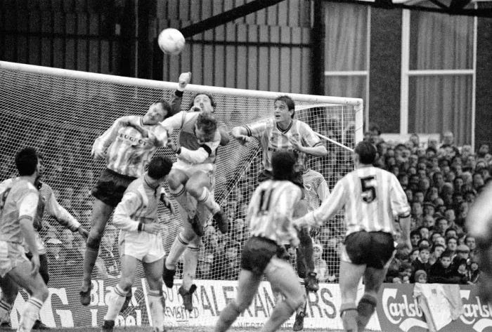 Framed Print : Coventry City v Northampton Town, 6th January 1990 Framed Print : Coventry City v Northampton Town, 6th January 1990