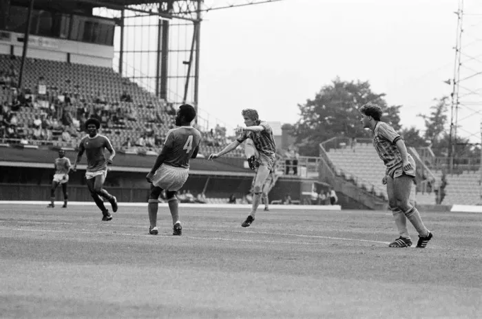 Framed Print : Coventry City v Zimbabwe, Pre Season Friendly at Highfield Road, Friday 19th August 1983 Framed Print : Coventry City v Zimbabwe, Pre Season Friendly at Highfield Road, Friday 19th August 1983
