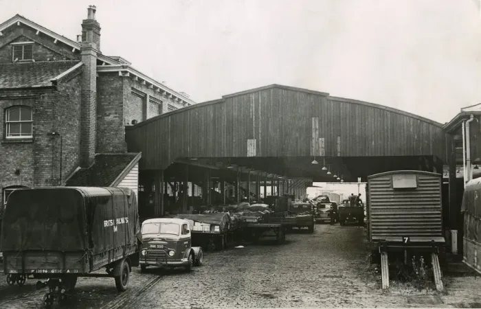 Framed Print : Coventry Goods Yard, Grosvenor Road, Coventry. 29th November 1960