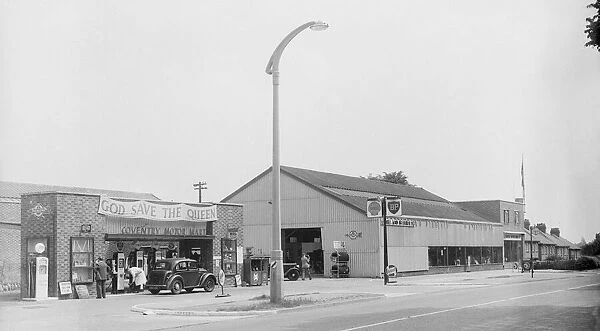 Coventry Motor Mart petrol station and garage on London Road Coventry. Circa 1953