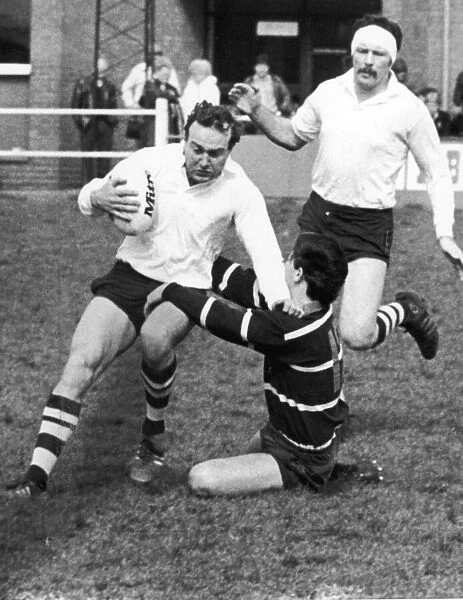 Coventry v Pontypridd 9th April 1983 Simon Maisey is halted in another Coventry breakaway