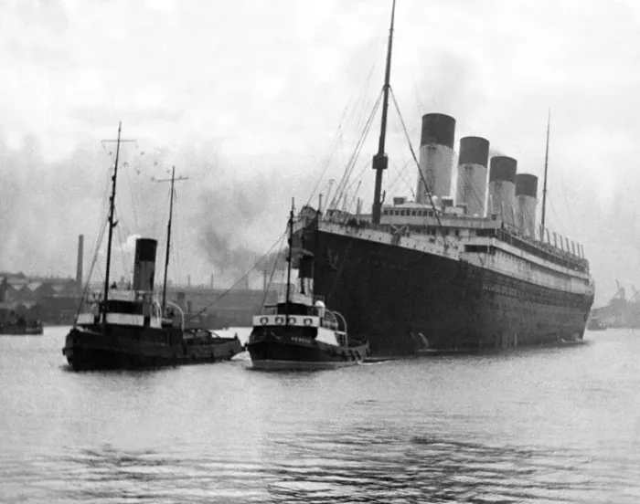 Framed Print : The Former Crack liner ship Olympic proceeding up the River Tyne to Jarrow