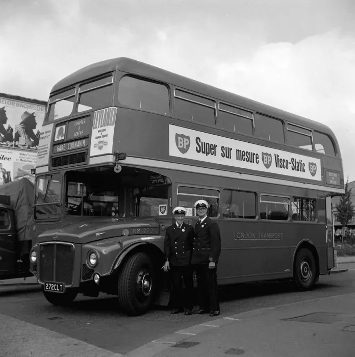 Framed Print : The crew of a London Transport Routemaster bus. September 1962 Framed Print : The crew of a London Transport Routemaster bus. September 1962