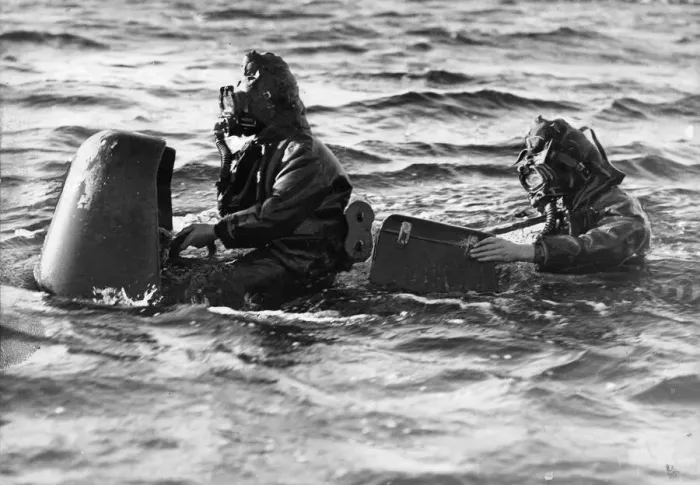 Framed Print : Two crew of Royal Navy Chariot human torpedos Framed Print : Two crew of Royal Navy Chariot human torpedos