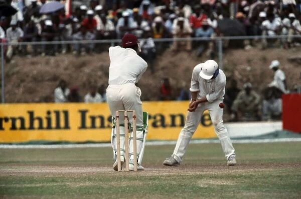 Cricket 1st Test. West Indies v. England. February 1990 90-1173A-055